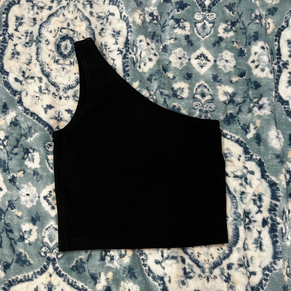 Forever 21- One shoulder crop top